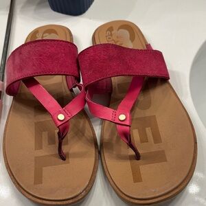 Sorel Women's Pink and Tan Sandals